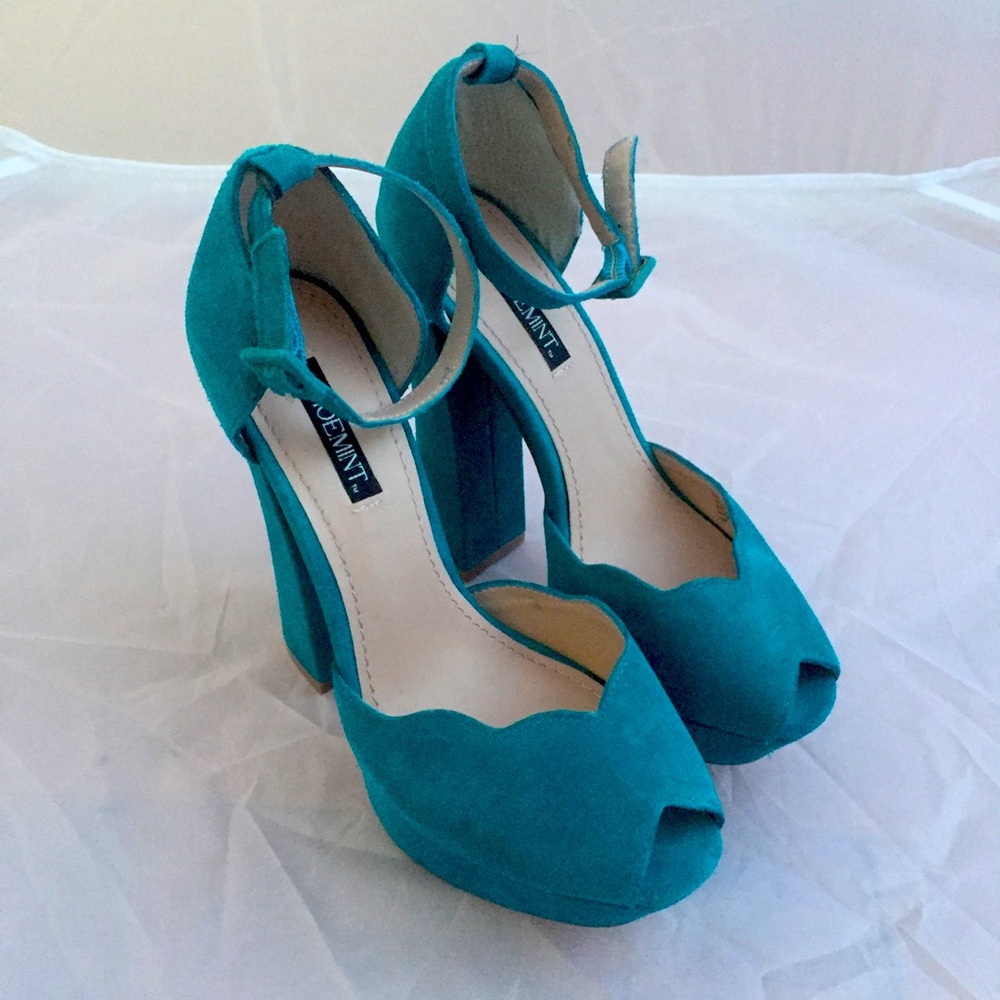 6.5 Shoemint Chloe Turquoise Suede Platform Heels